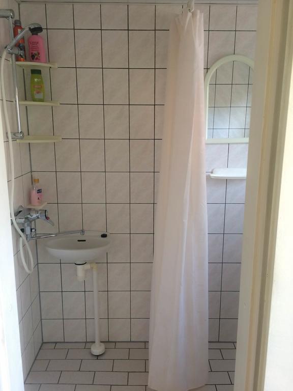 Uusallika Puhkemaja Hapsal Exteriör bild